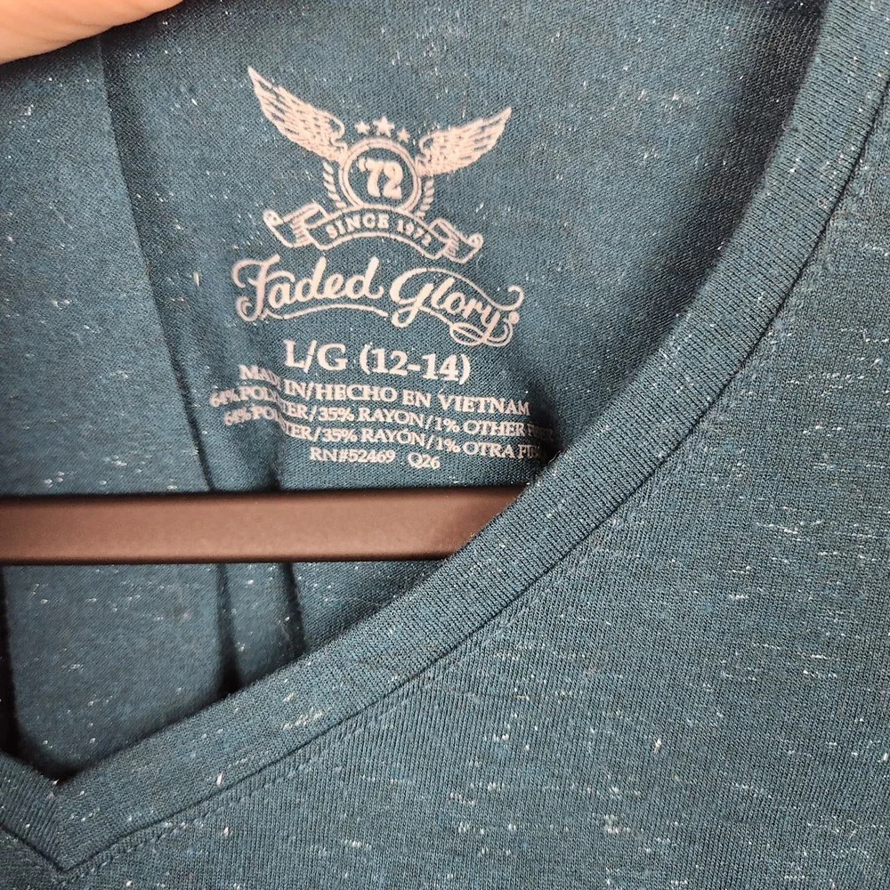 Faded Glory Women Long Sleeve T-shirt Large (12-14) Teal Rain Shimmer VNeck - Picture 4 of 7